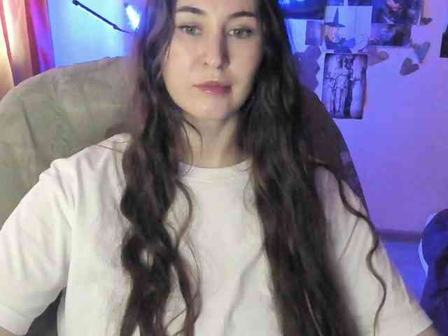 TemptingFable webcam