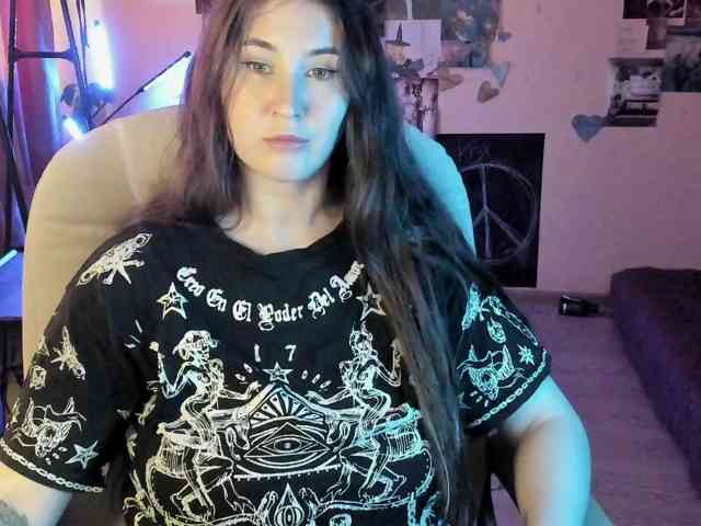 TemptingFable webcam