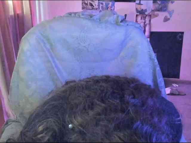 TemptingFable webcam