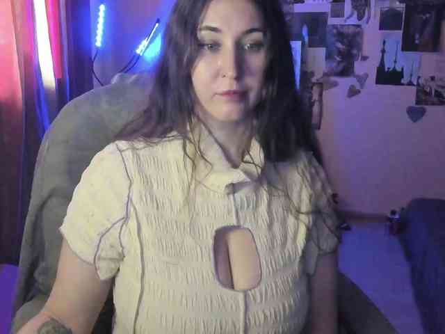 TemptingFable webcam
