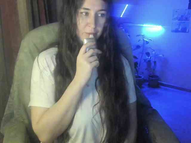 TemptingFable webcam
