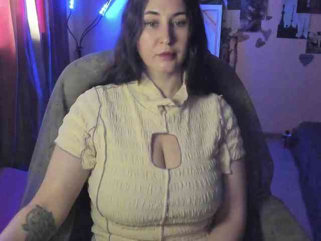 TemptingFable webcam
