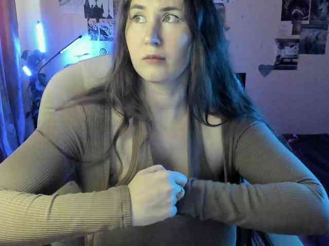 TemptingFable webcam