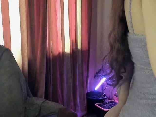 TemptingFable webcam