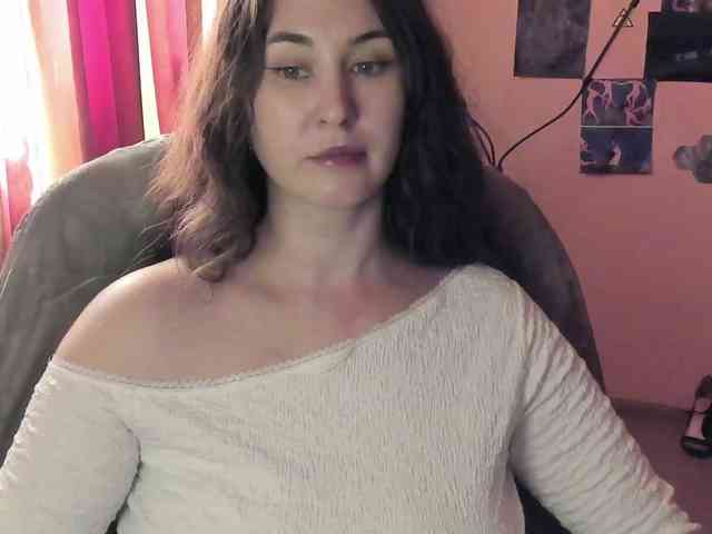 TemptingFable webcam