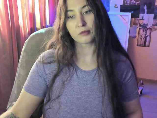 TemptingFable webcam