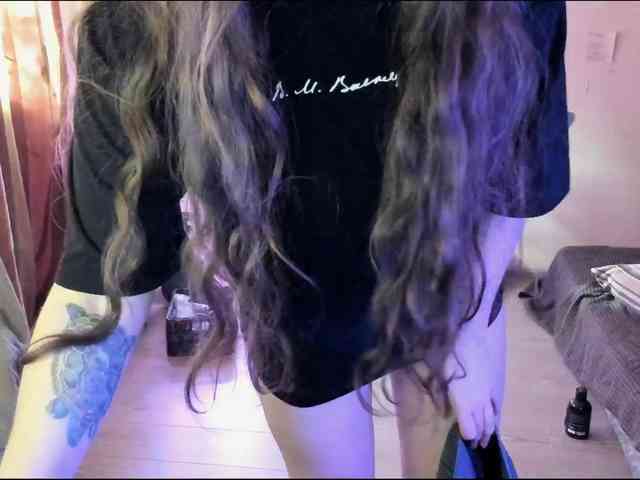 TemptingFable webcam