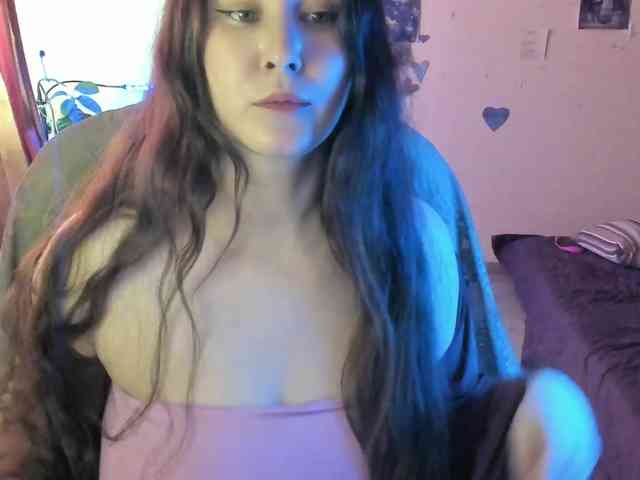 TemptingFable webcam