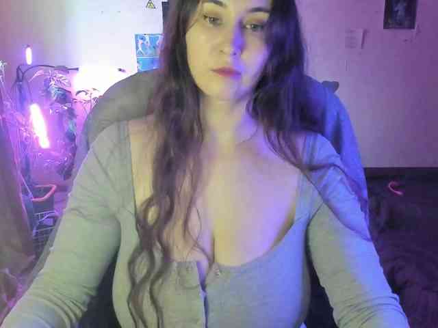 TemptingFable webcam