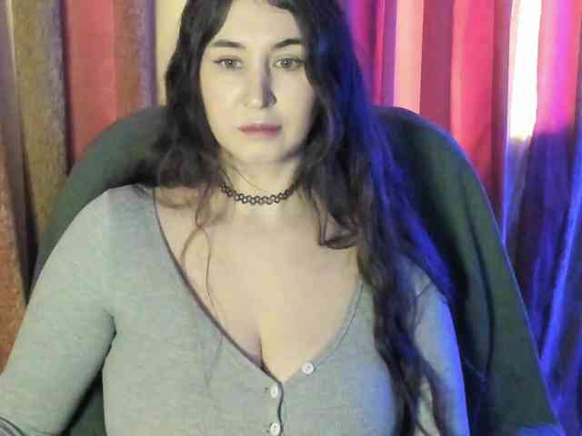 TemptingFable webcam