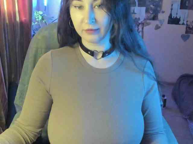 TemptingFable webcam