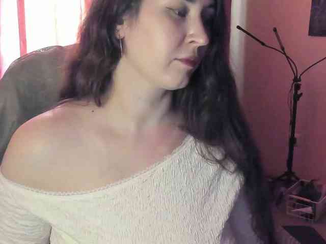 TemptingFable webcam