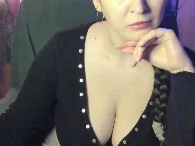 TemptingFable webcam