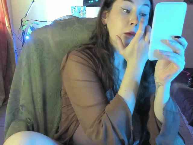 TemptingFable webcam