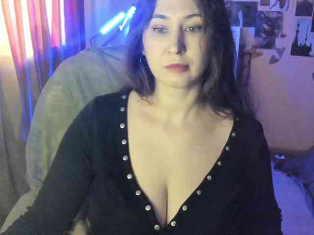 TemptingFable webcam