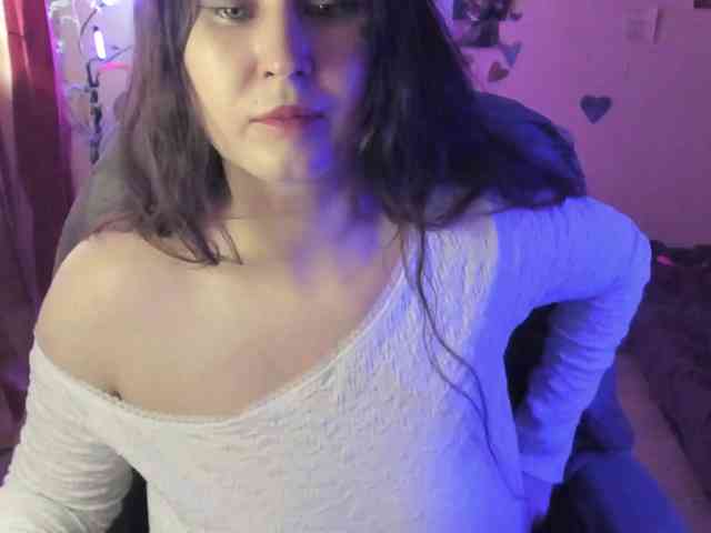 TemptingFable webcam