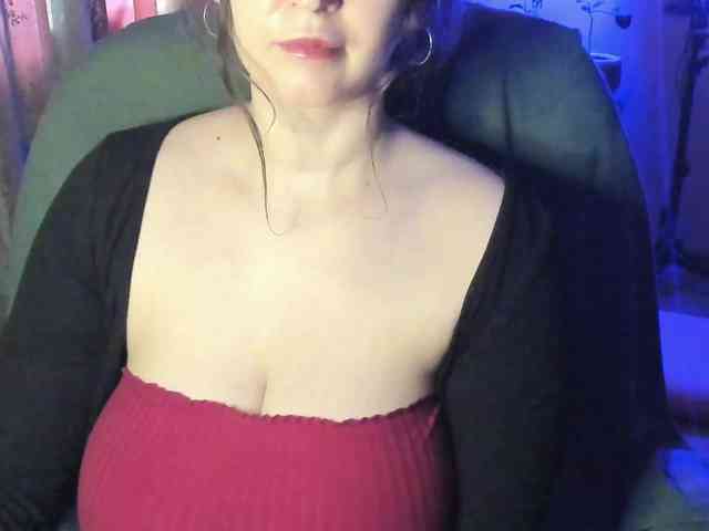 TemptingFable webcam