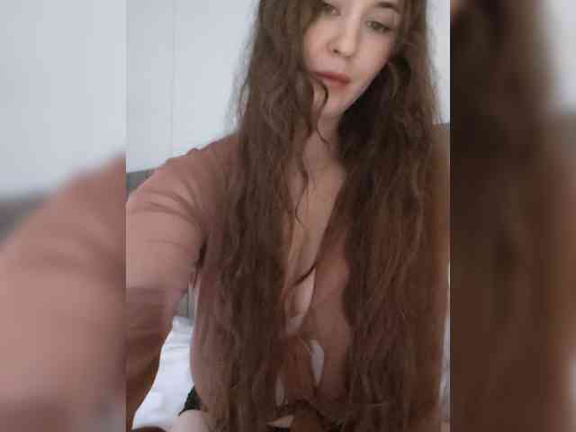 TemptingFable webcam