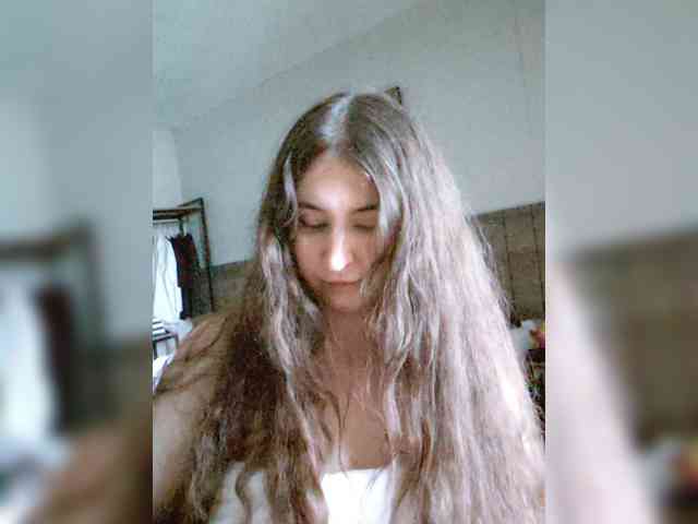 TemptingFable webcam