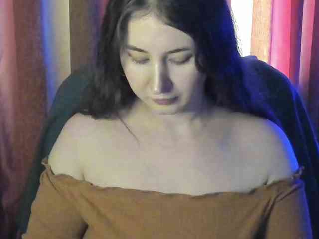 TemptingFable webcam