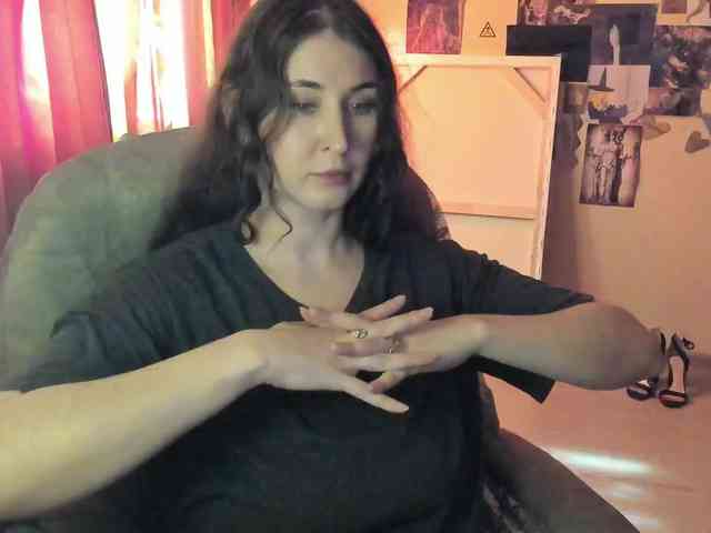 TemptingFable webcam