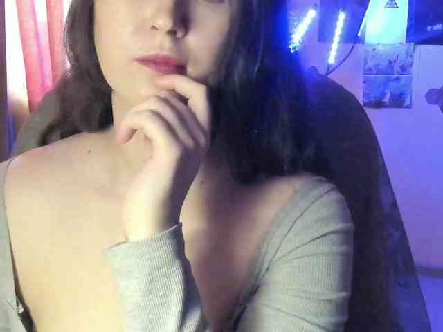 TemptingFable webcam