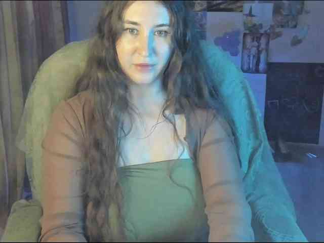 TemptingFable webcam