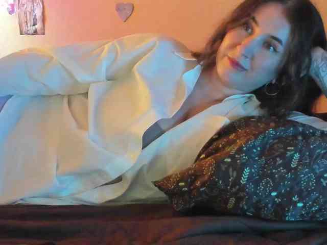 TemptingFable webcam