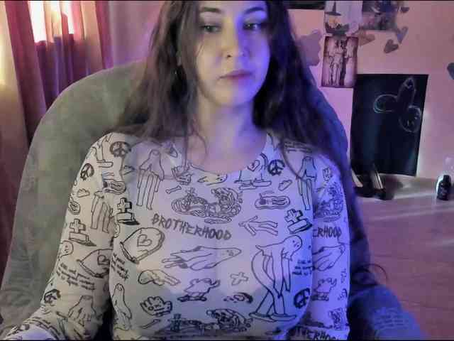 TemptingFable webcam