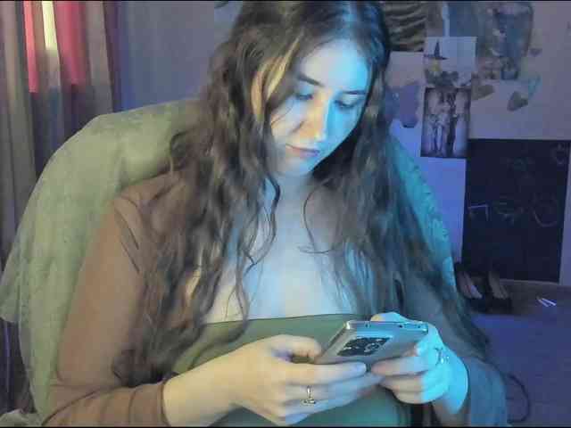 TemptingFable webcam