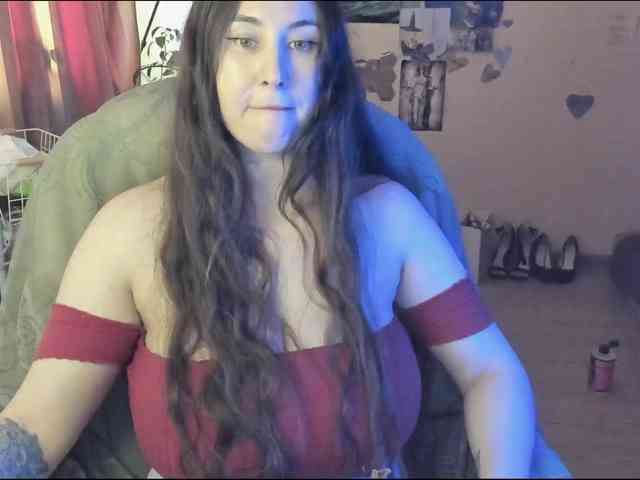 TemptingFable webcam