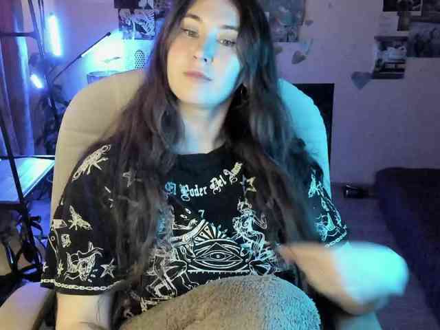 TemptingFable webcam