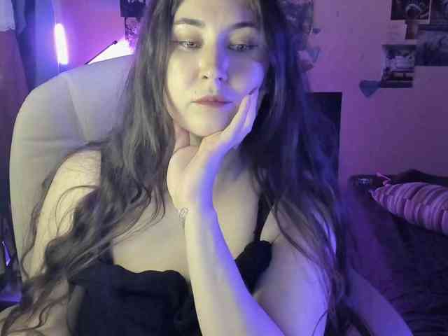 TemptingFable webcam