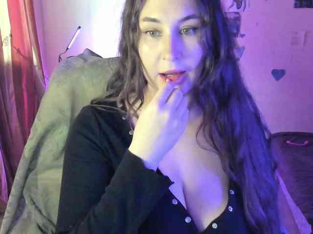 TemptingFable webcam