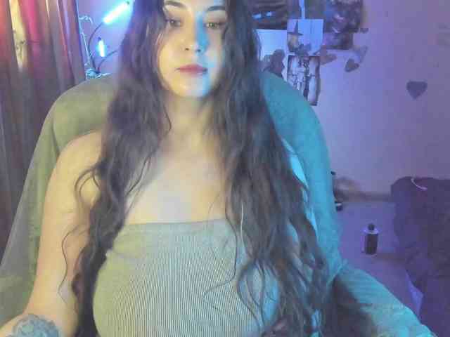 TemptingFable webcam