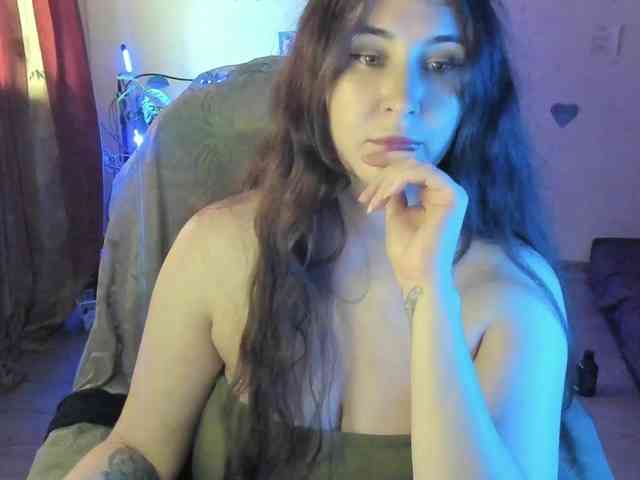 TemptingFable webcam