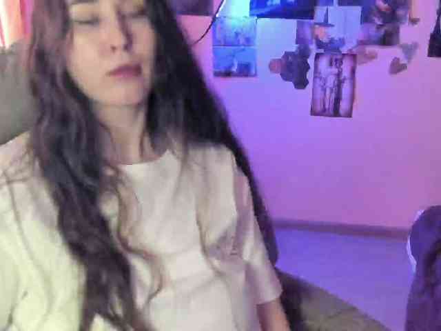 TemptingFable webcam