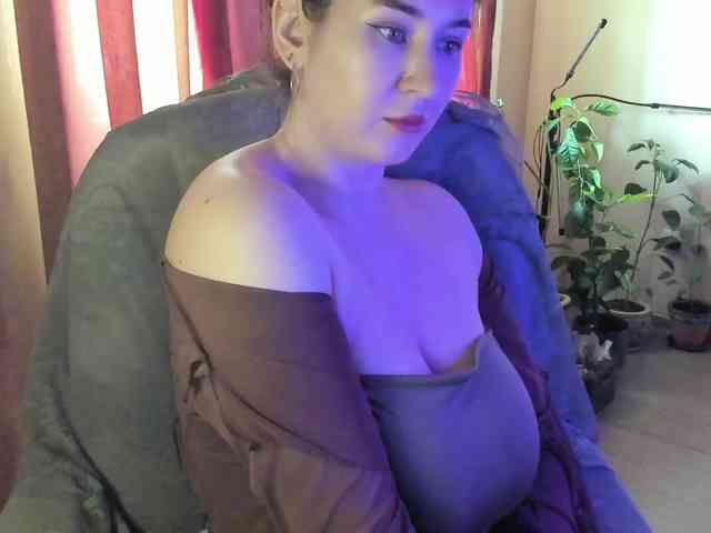 TemptingFable webcam