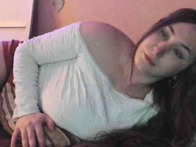 TemptingFable webcam