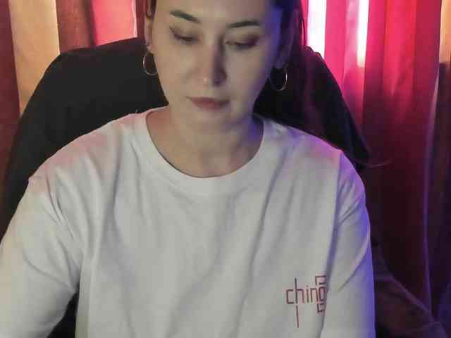 TemptingFable webcam