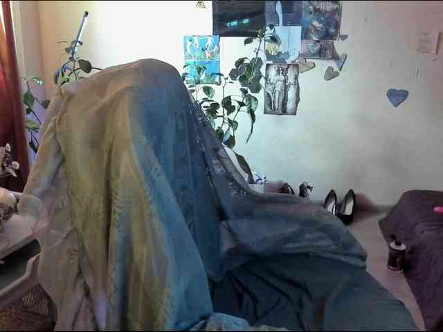 TemptingFable webcam