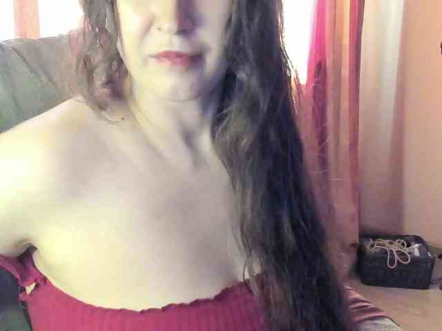 TemptingFable webcam