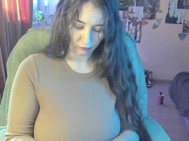 TemptingFable webcam