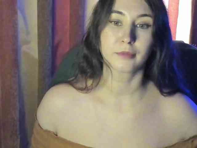 TemptingFable webcam