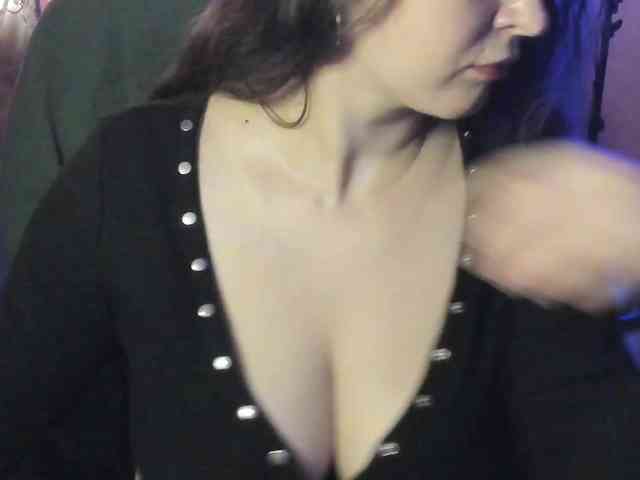 TemptingFable webcam
