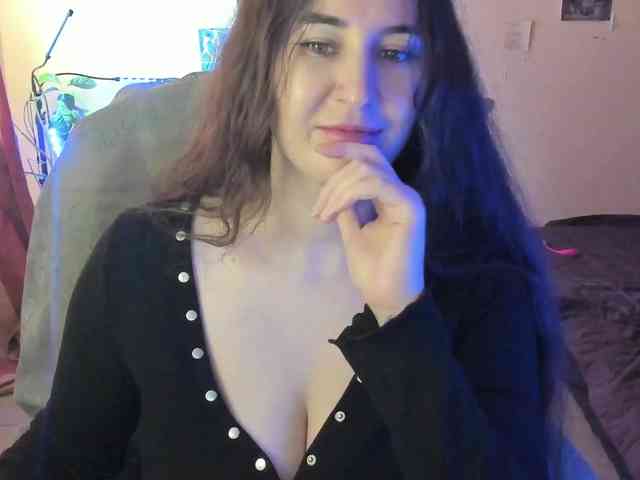 TemptingFable webcam