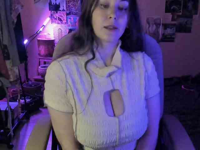 TemptingFable webcam