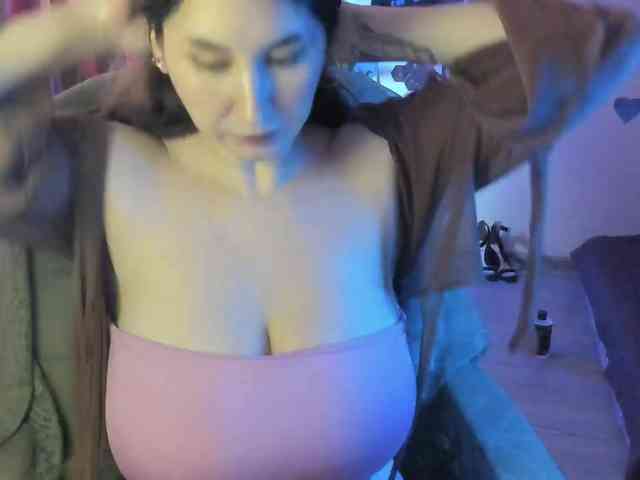 TemptingFable webcam