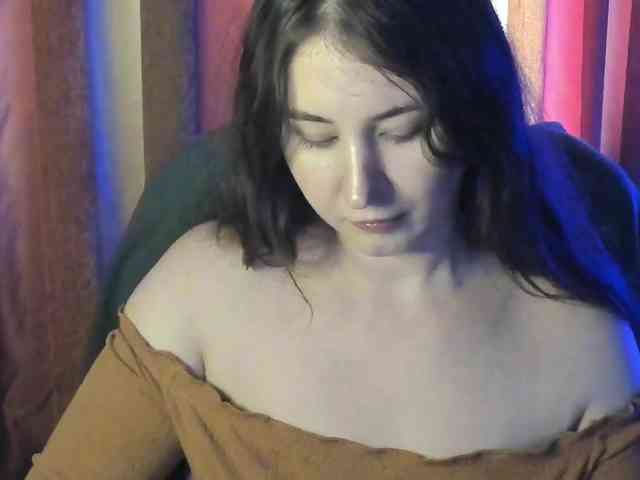 TemptingFable webcam