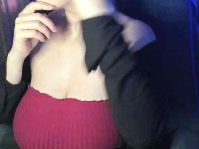 TemptingFable webcam
